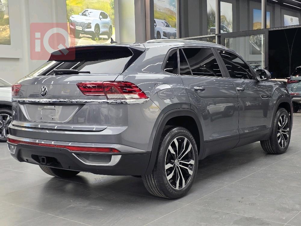 فولكسفاغن أطلس كروس سبورت